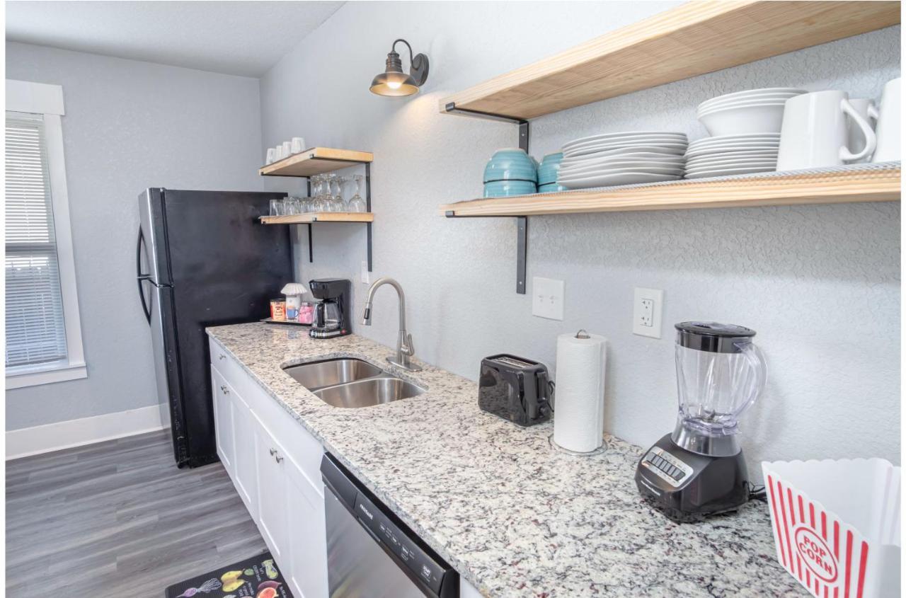 Wonderful 3 Bedroom 2 Ba Near Downtown San Antonio Bagian luar foto