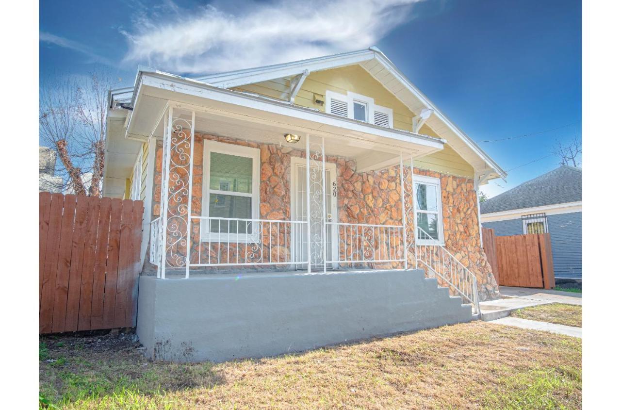 Wonderful 3 Bedroom 2 Ba Near Downtown San Antonio Bagian luar foto
